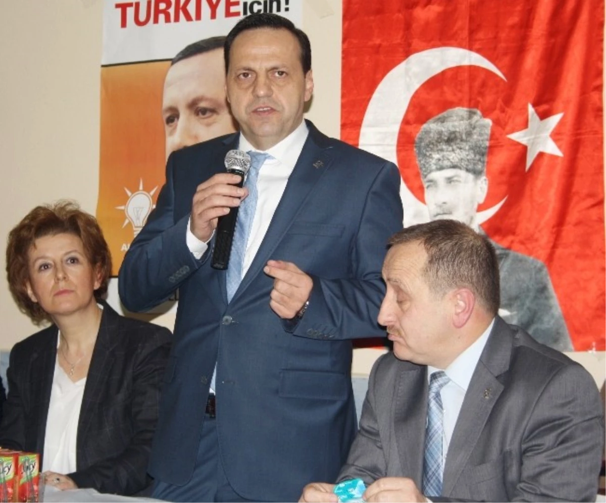 AK Parti Vize\'de Belediye Başkan Adaylarını Tanıttı
