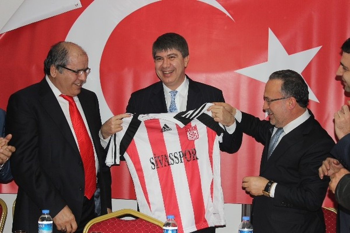Antalya\'da Yerel Seçimlere Doğru