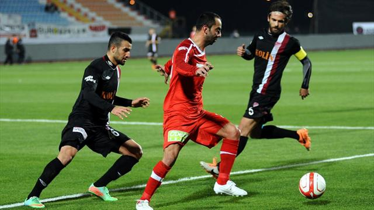 Antalyaspor, Elazığspor\'u 2-1 Yendi