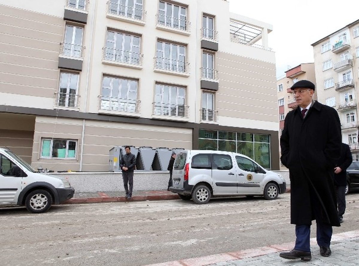 Başkan Akgül Şantiyeleri Gezdi