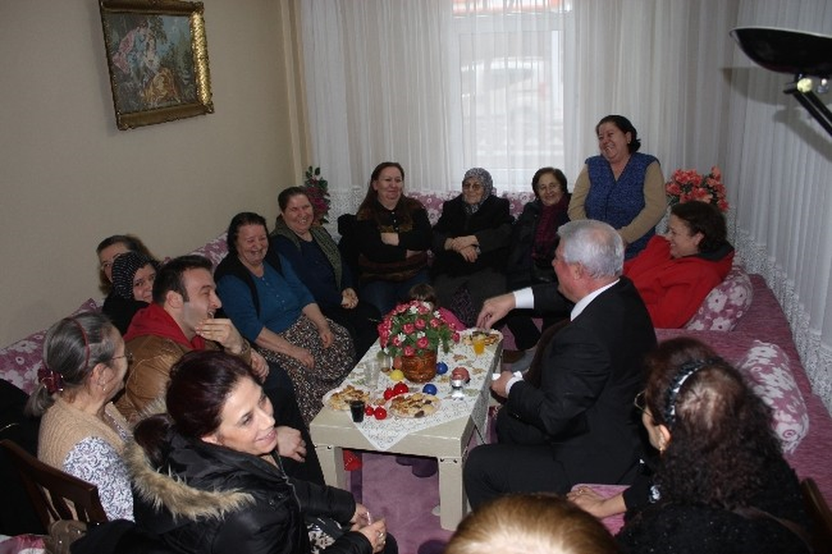 Başkan Sedefçi\'nin Ev Ziyaretleri Sürüyor
