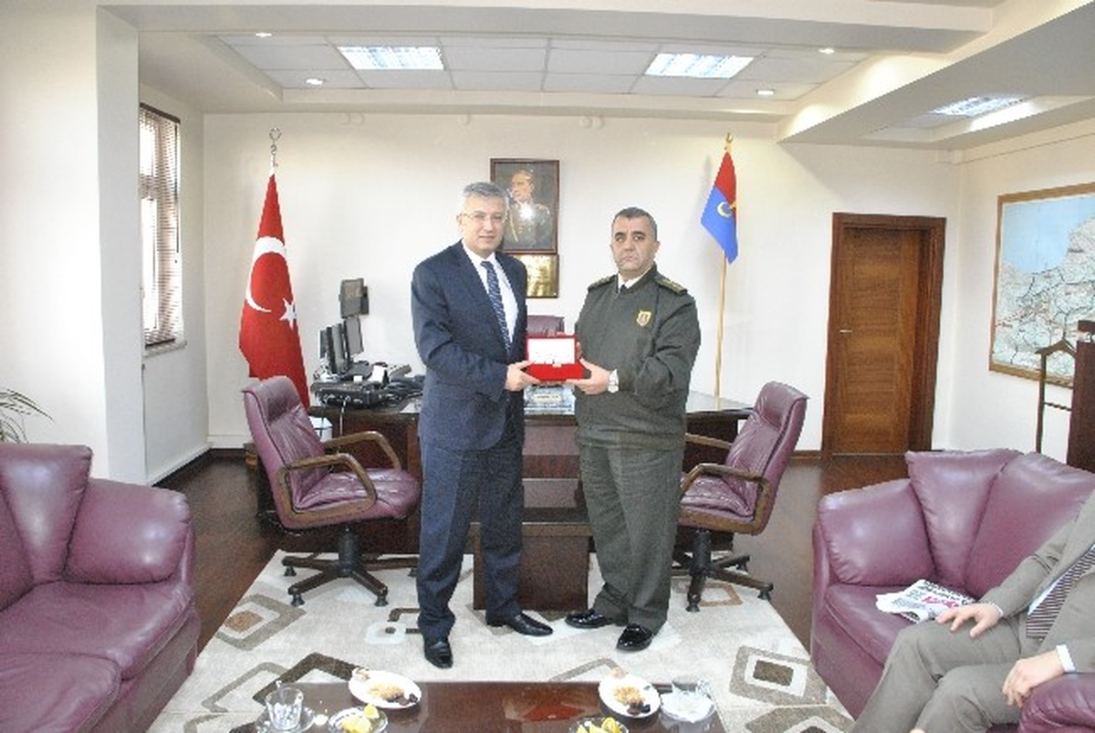 Başsavcı Solmaz Önce Jandarmaya Sonra Düzce\'ye Veda Etti