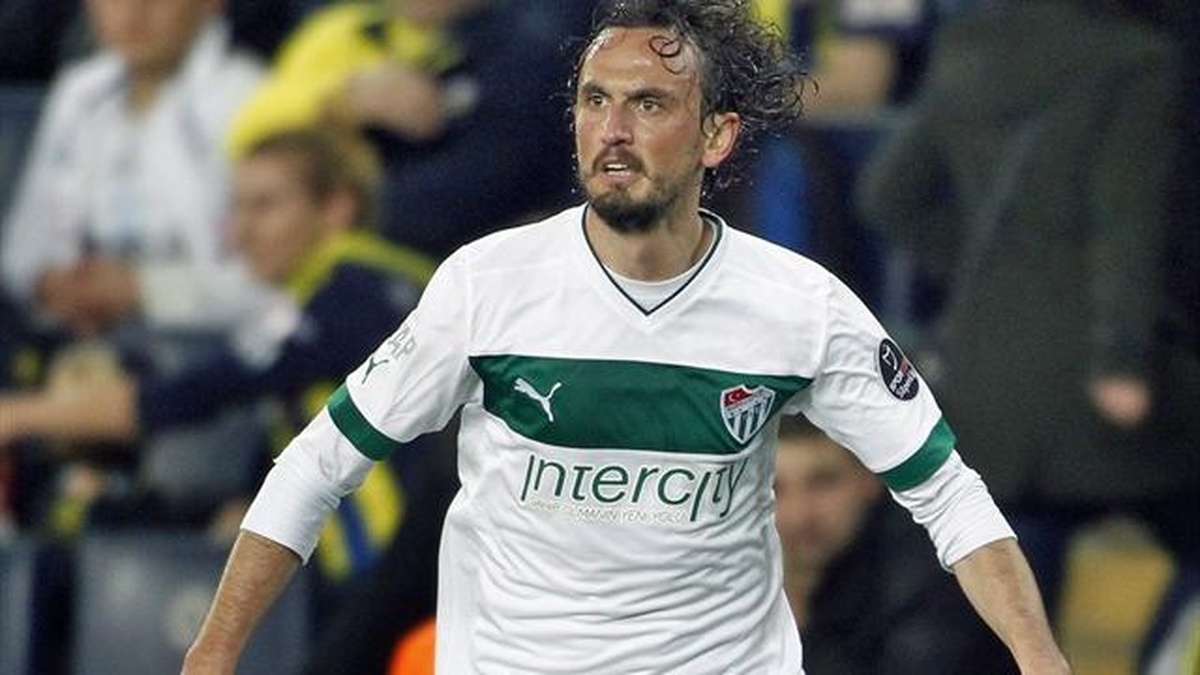 Bursaspor\'da Tuncay Şanlı ile Yollar Ayrıldı