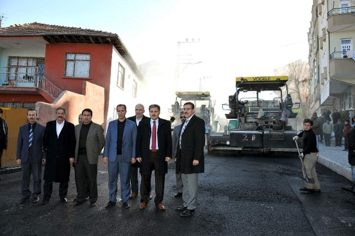 Çakır, Asfalt Çalışmalarını İnceledi
