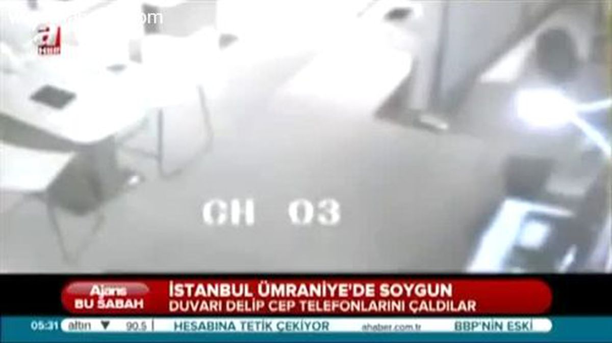 Cep\' Hırsızları İş Başında