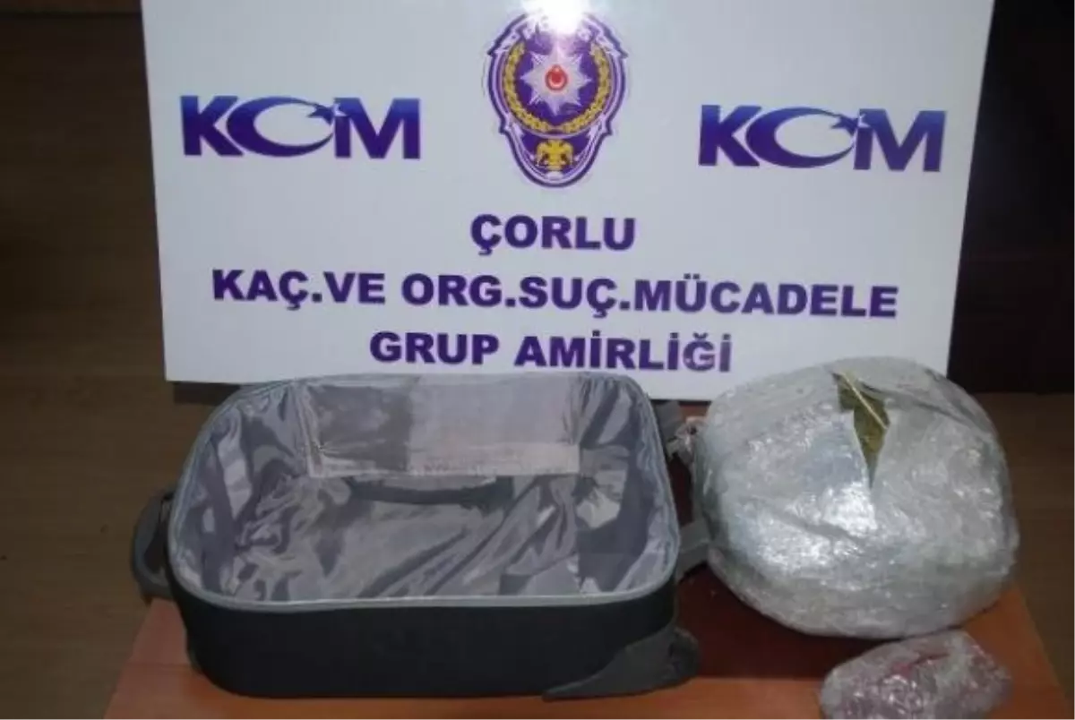 Çorlu\'da, 2 Kilogram Esrar Ele Geçirildi