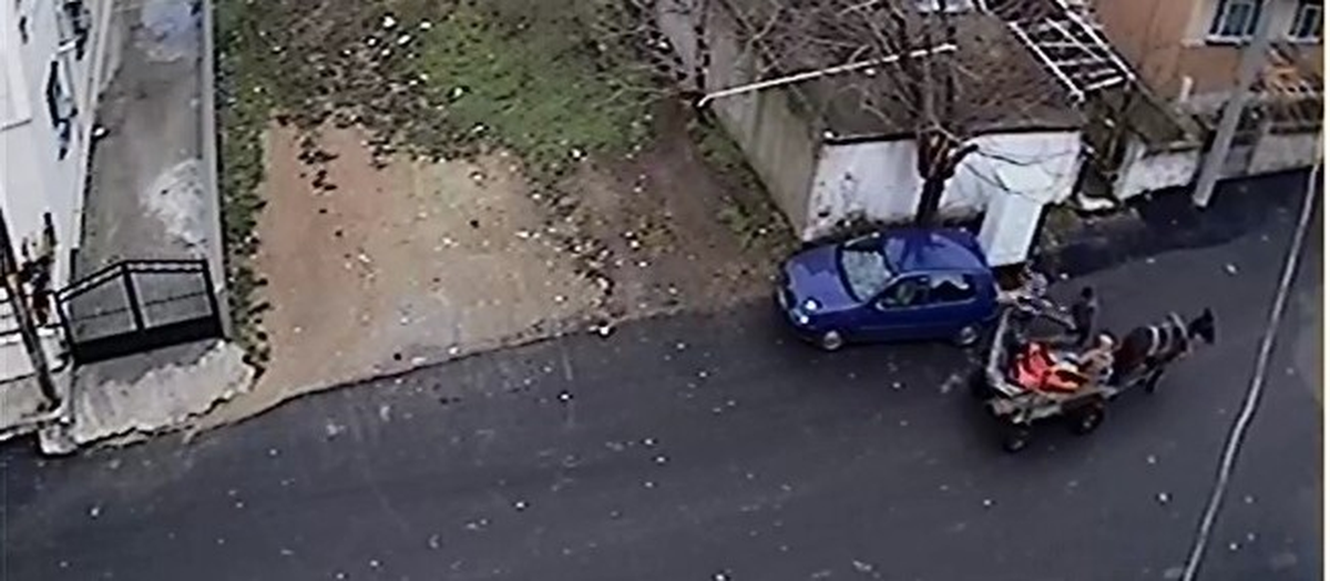 Döküm Kapaklarını Çalan Hırsızlar Güvenlik Kamerasına Yakalandı