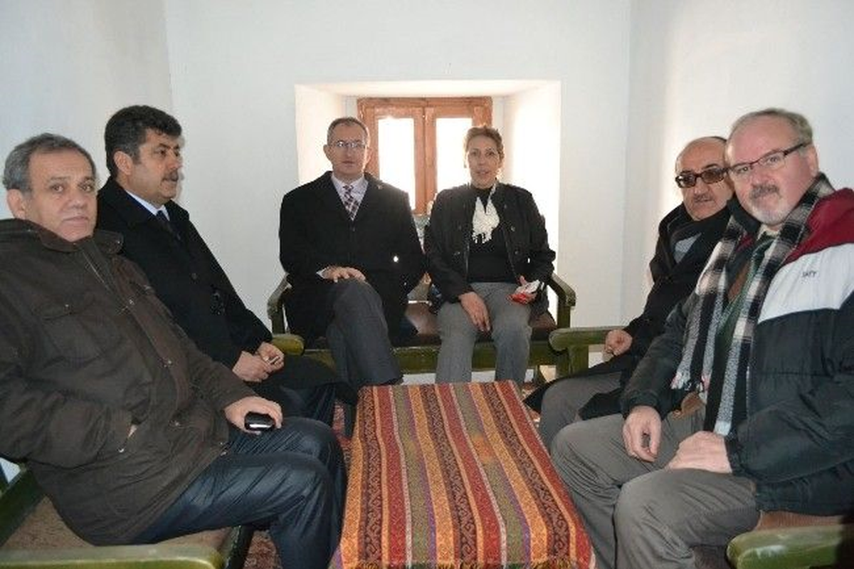 Niğde Gazeteciler ve Yazarlar Cemiyetinin Binası Açıldı