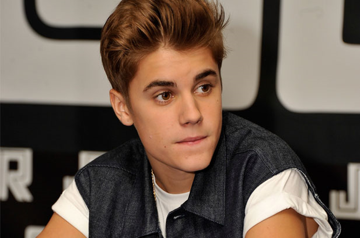Bieber Özel Jetinin Uçuş Ekibini Taciz Etti