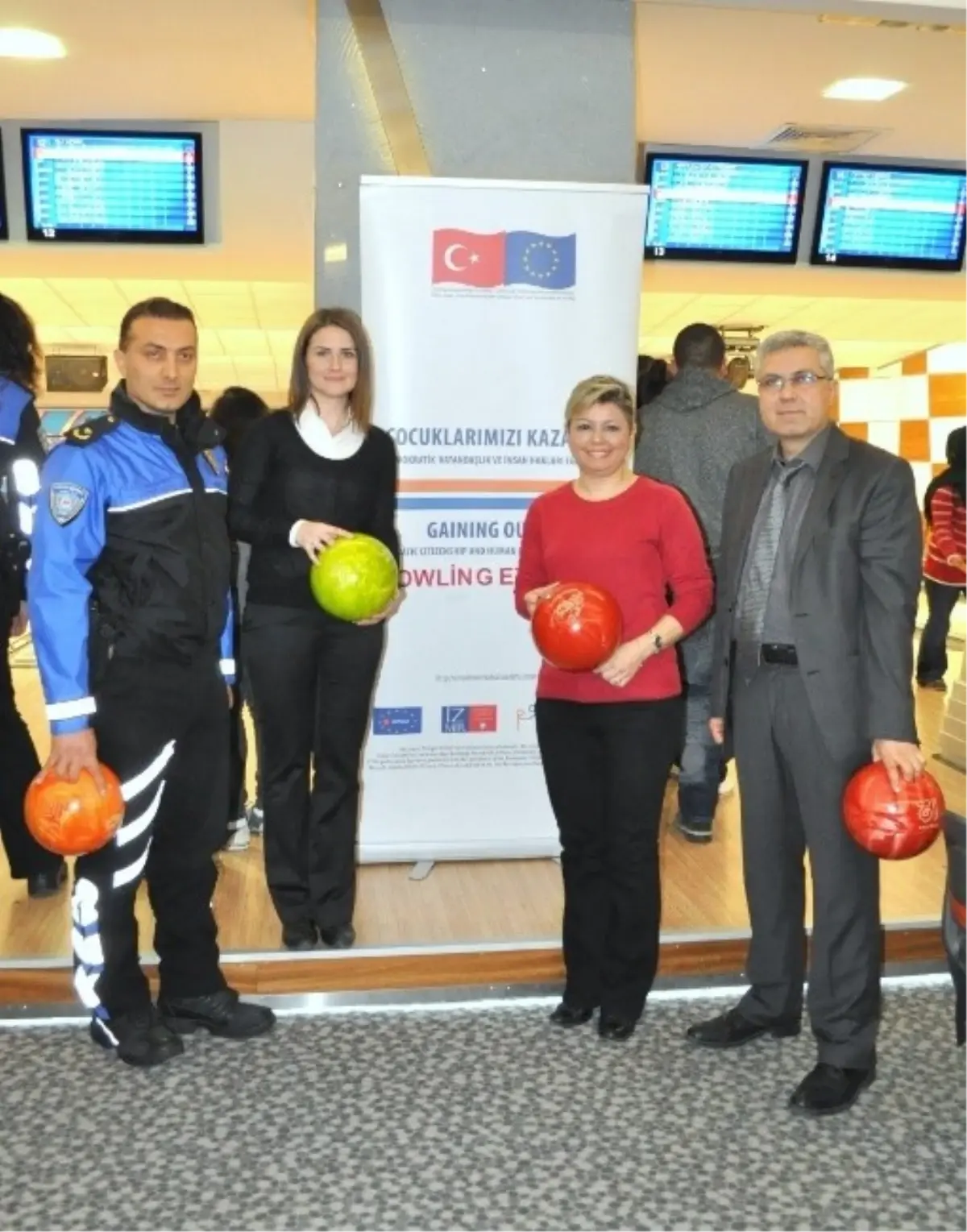 Karne Hediyesi Bowling Eğlencesi