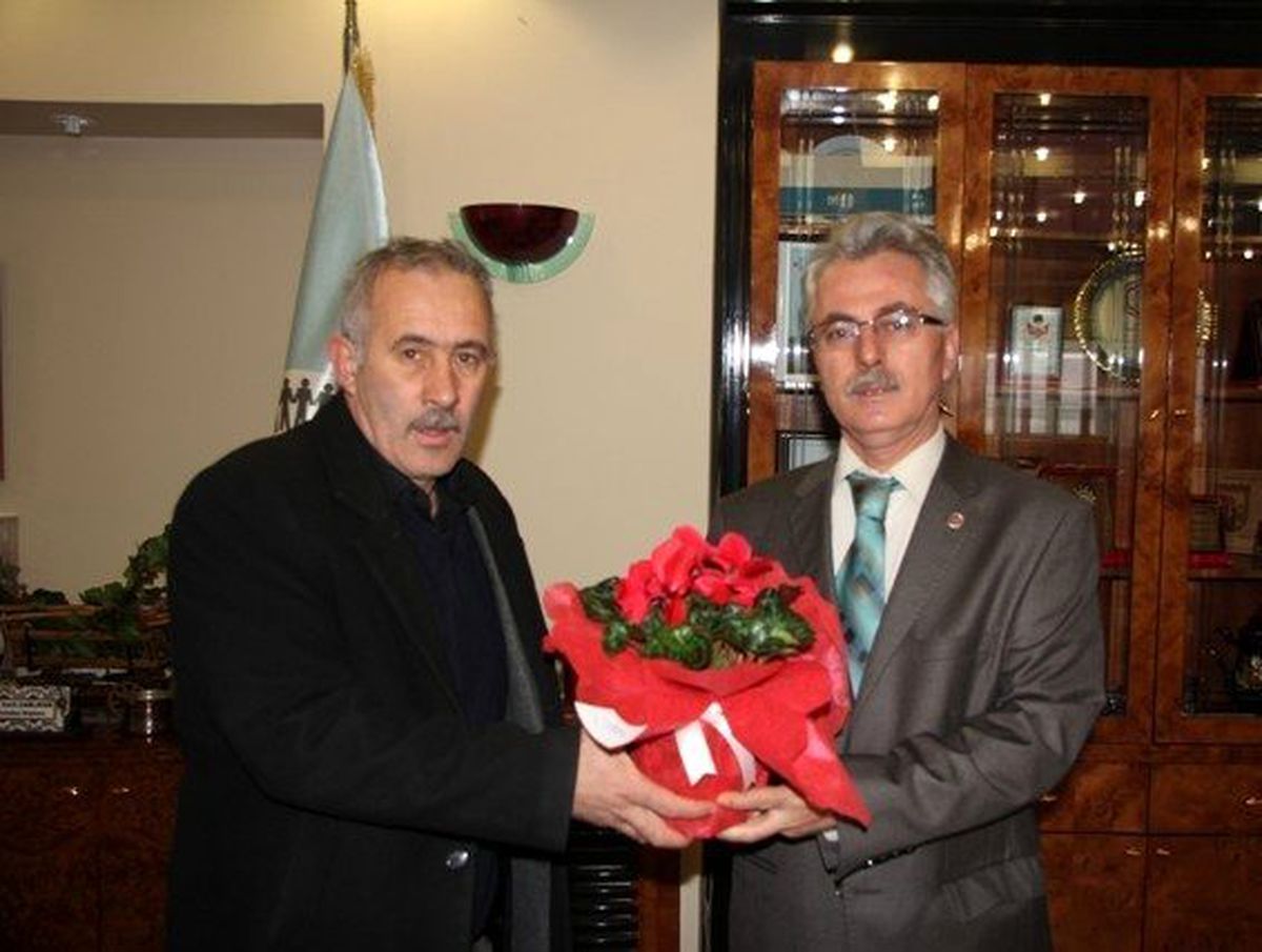 Kırklareli Pazarcılar Odası Başkanı Bahçıvanoğulları\'dan Başkan Çağlayan\'a Ziyaret