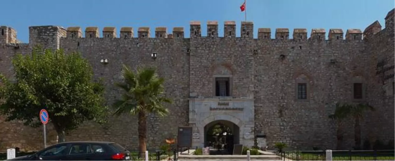 Kuşadası\'ndaki Öküz Mehmet Paşa Kervansarayı\'nın Durumu