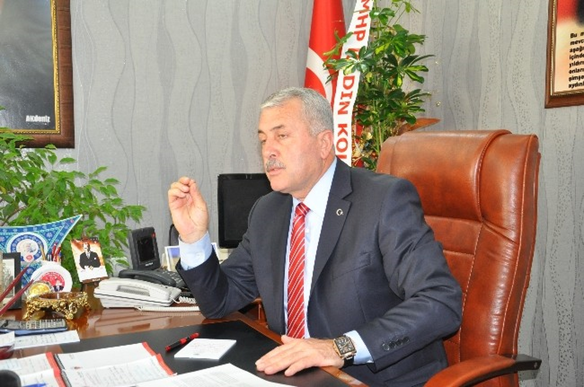 Kuzuculu Belediye İşçilerine İkramiyeleri Ödendi