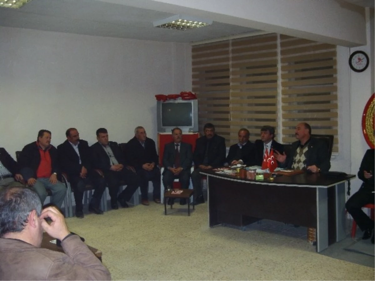 MHP Bünyan Belde Teşkilat Temsilcileri Bayraklarını Aldı