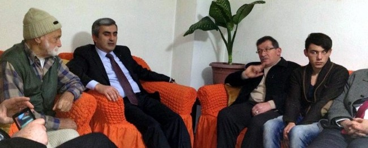 MHP Giresun Belediye Başkan Adayı Erzurum Ev Ziyaretleri Yaparak Projelerini Anlatıyor