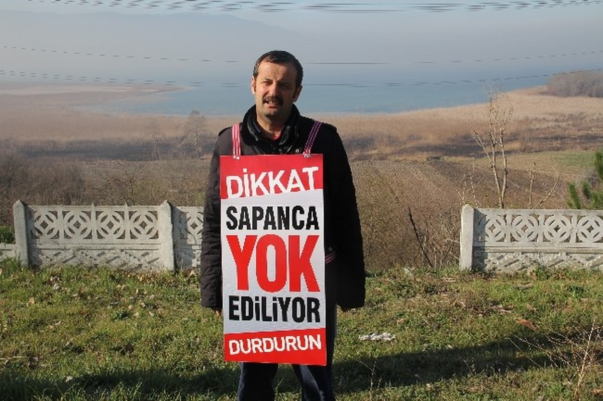 Özel Haber) Sapanca İçin Tek Kişilik Eylem