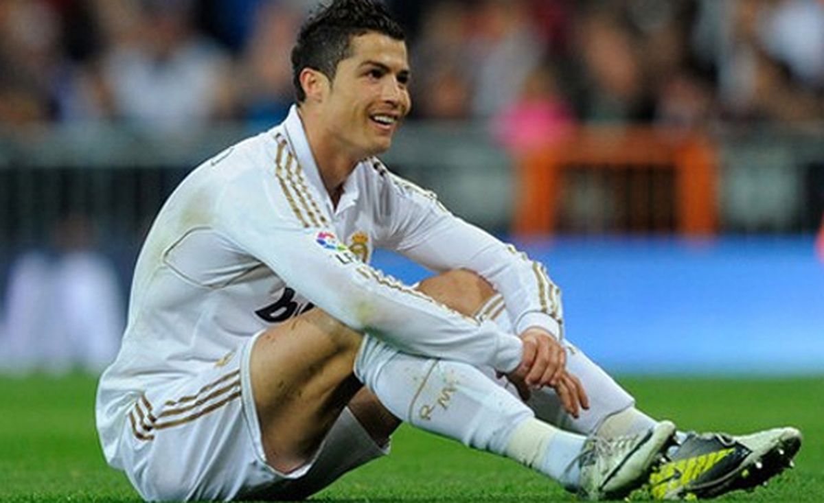 Ronaldo\'ya 3 Maç Ceza