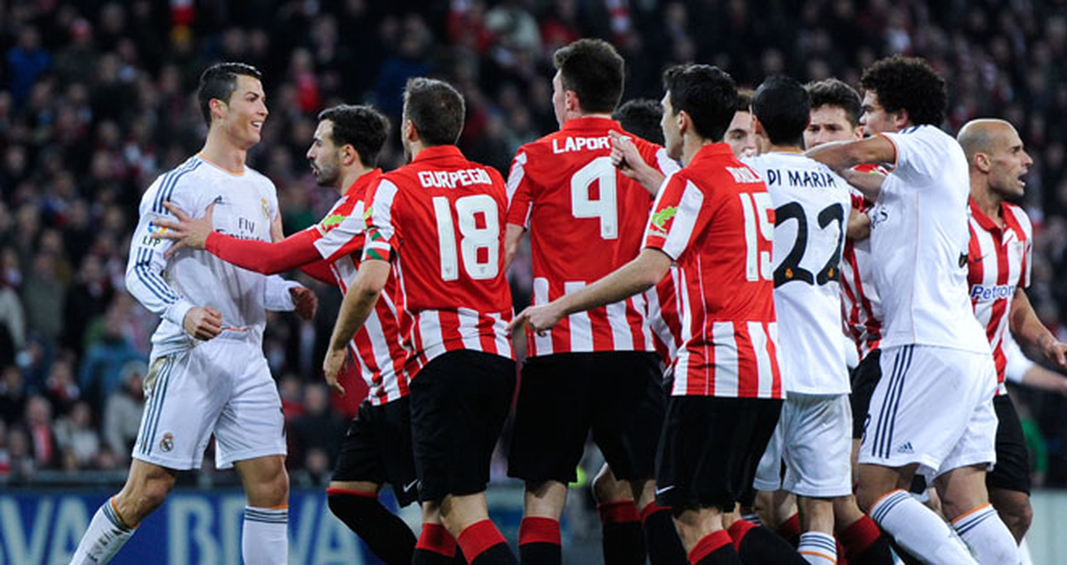 Ronaldo\'ya 3 Maç Ceza