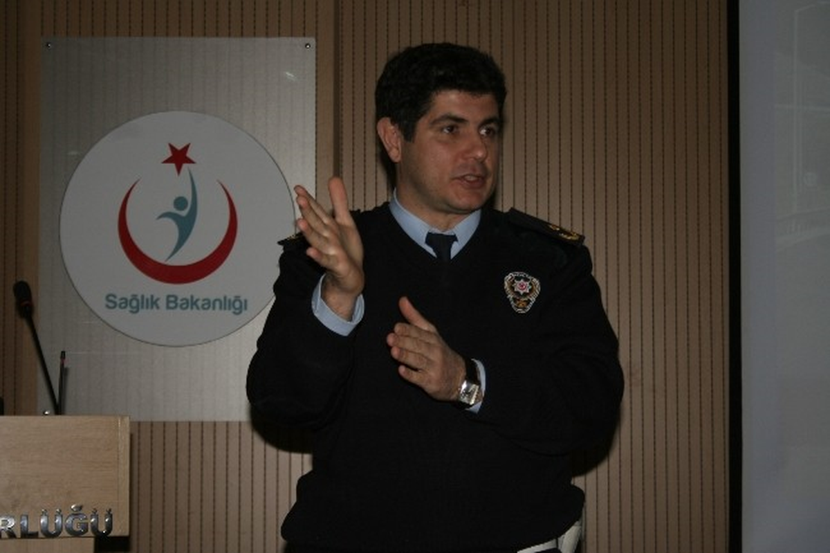 Şanlıurfa 112 Acil Sağlık Personellerine Trafik Eğitimi Semineri