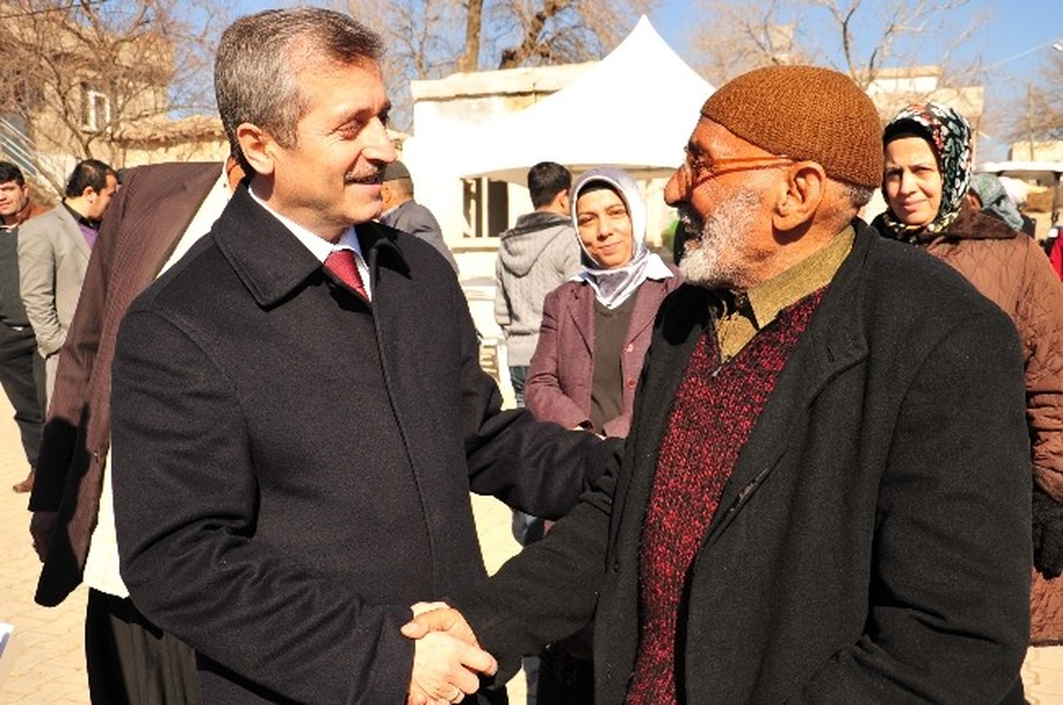 Başkan Tahmazoğlu, Mahalle Olacak Köylere Taziye Evi Yapacak