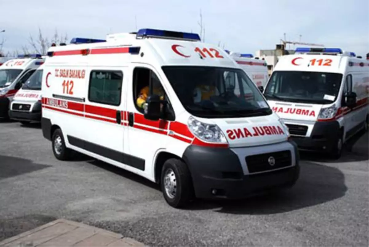 Tam Donanımlı Ambulanslar Teslim Edildi