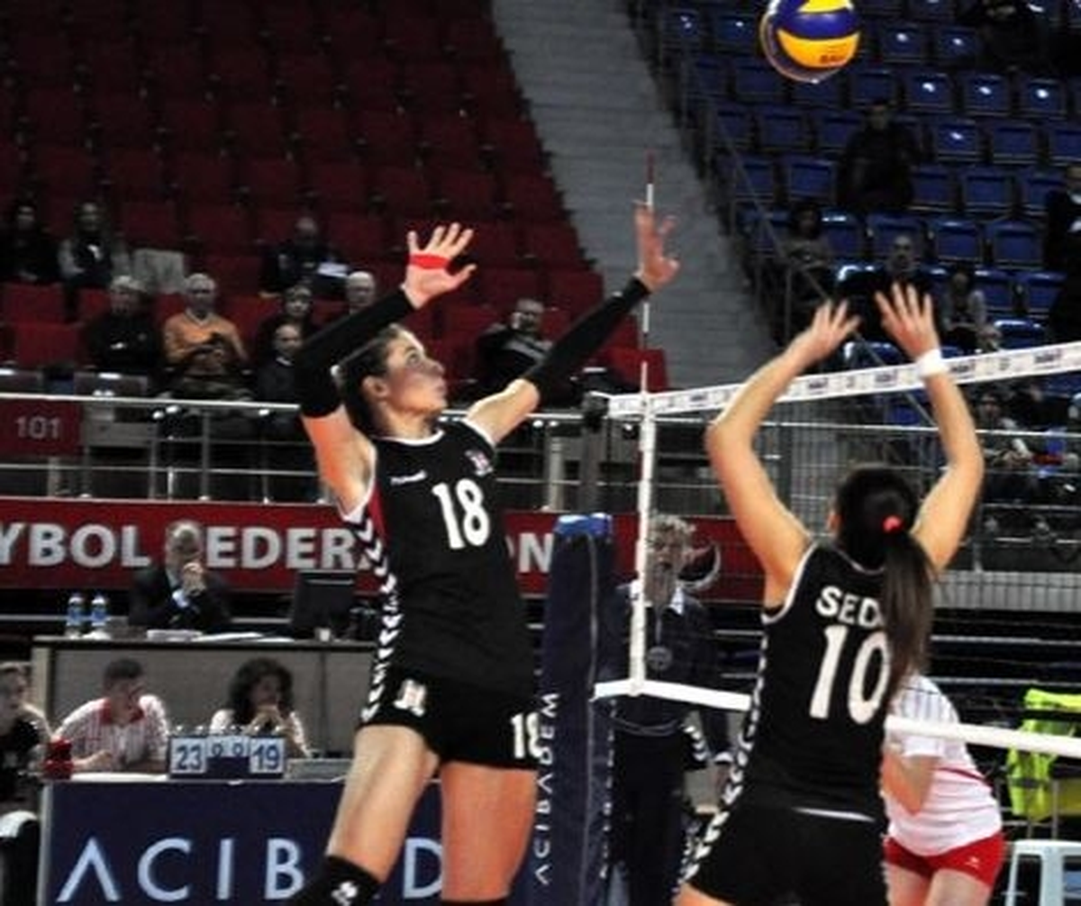 Voleybol: Kadınlar Cev Challenge Kupası