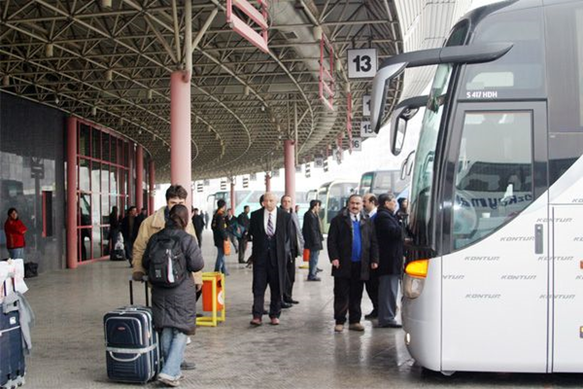 Yolcu Bileti Satışlarına "18 Yaş" Düzenlemesi