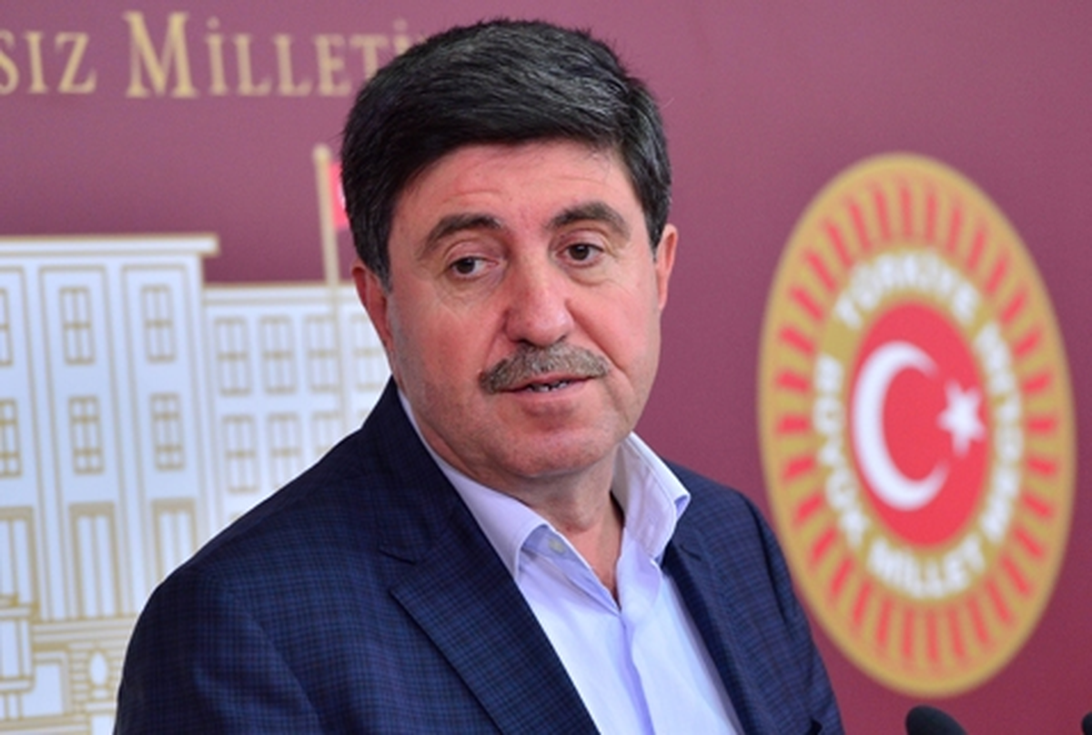 BDP\'li Tan: Demokratik Bir Ülkede Başbakan Görevde Kalabilir Mi?