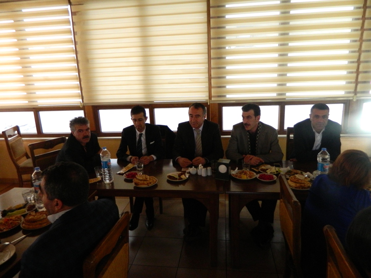 Chp, Varlık Birlik Ve Özgürlüğe Vurgu Yapacak