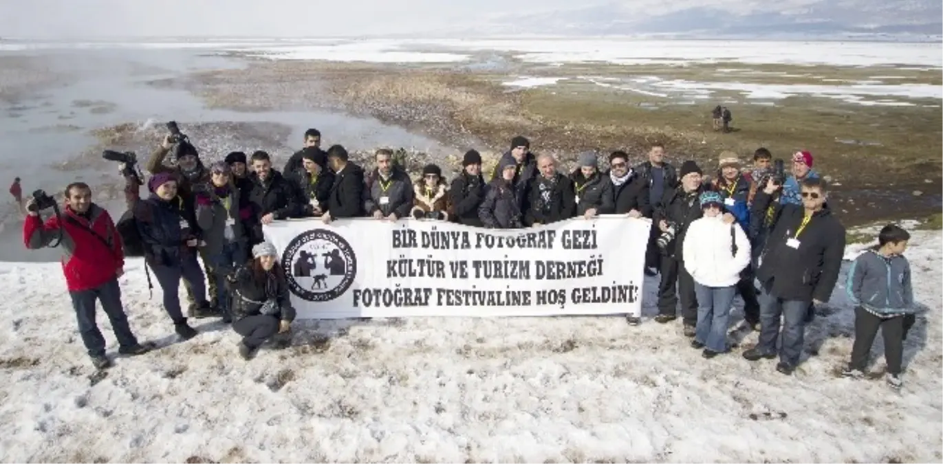 Fotoğrafçılar Ahlat\'tan Mutlu Ayrıldı