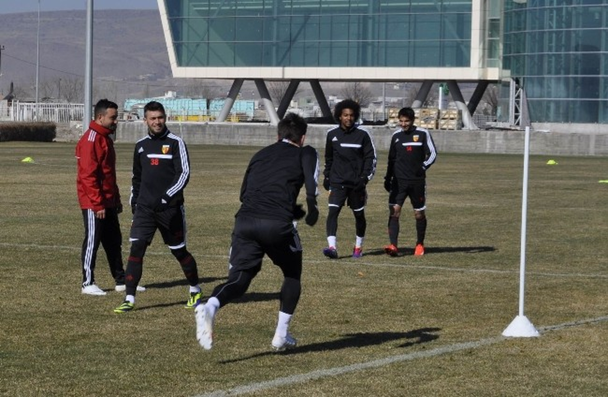 Kayserispor, Elazığspor Maçına Hazırlanıyor