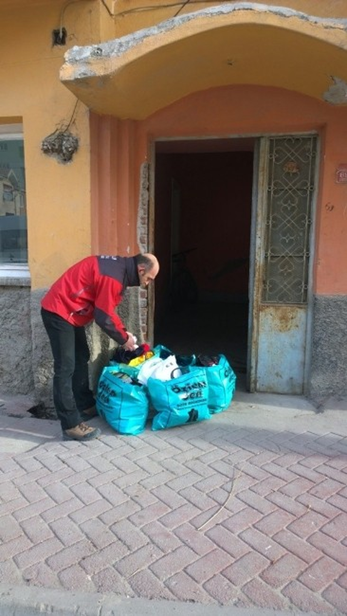 Nak\'ın Kıyafet Kampanyası Sona Erdi