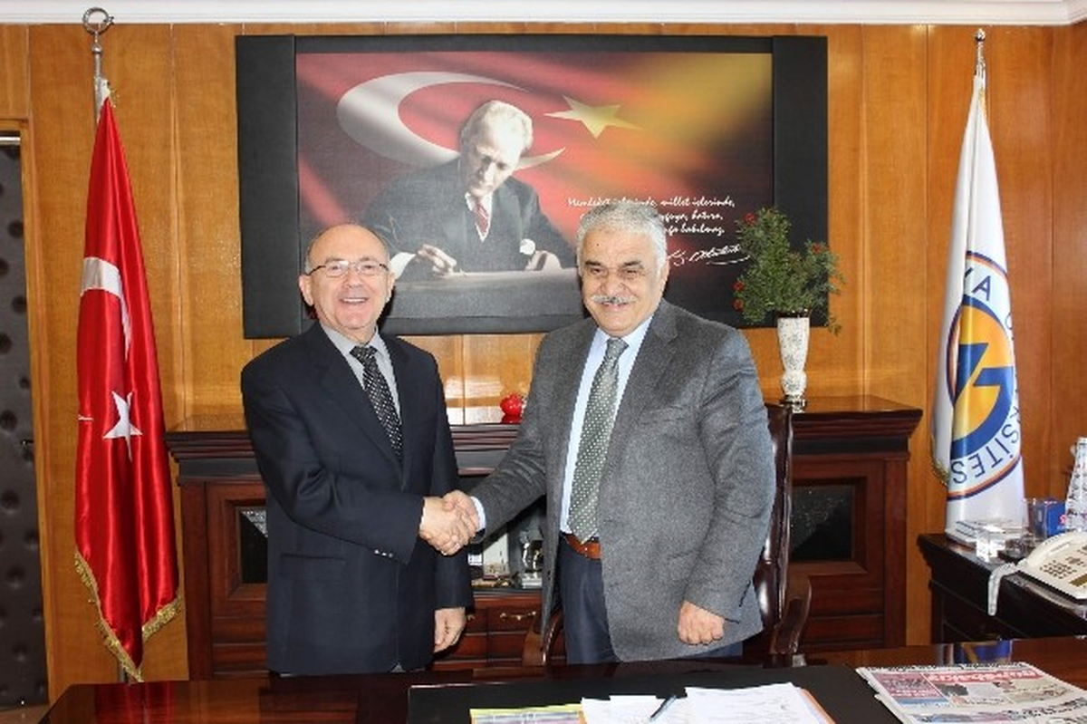 Prof. Dr. Mustafa Kandil Avrasya\'nın Akademik Kadrosuna Katıldı