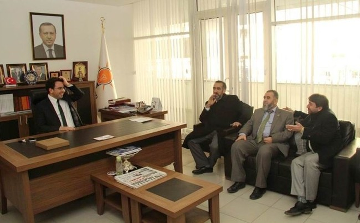 Saadet Partisi\'nden AK Parti\'ye Ziyaret