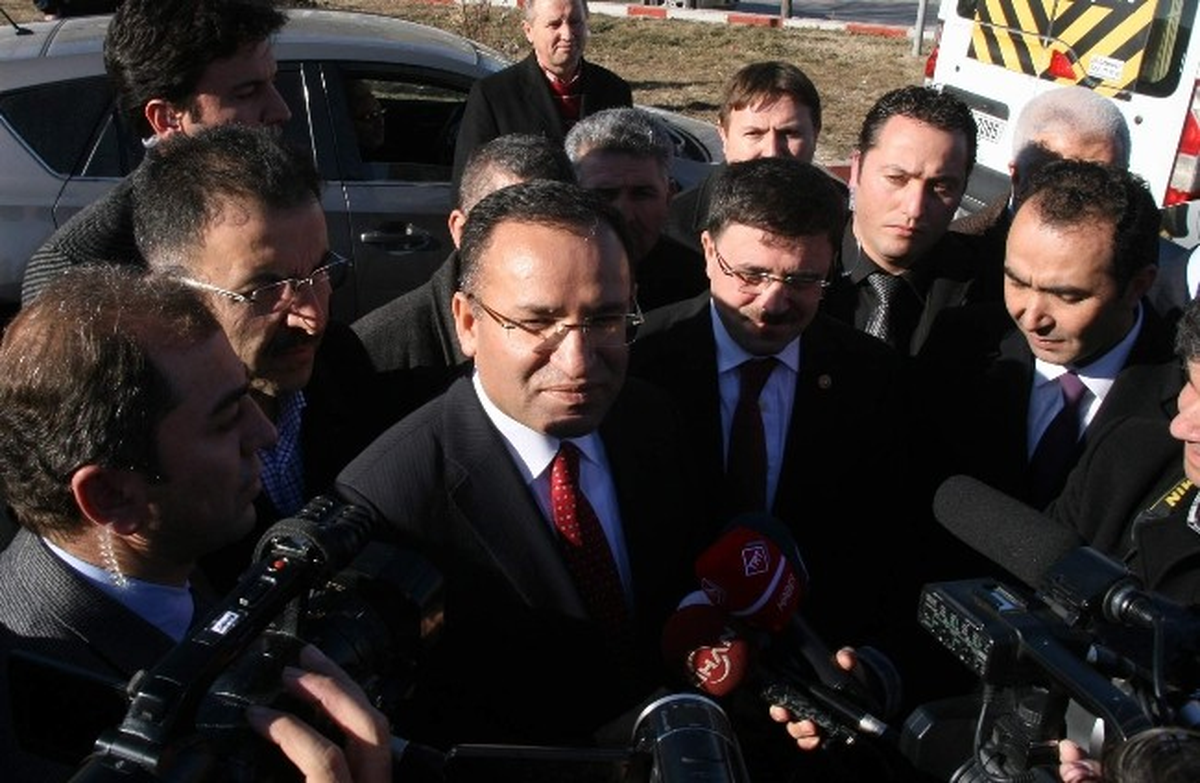 Adalet Bakanı Bozdağ Açıklaması
