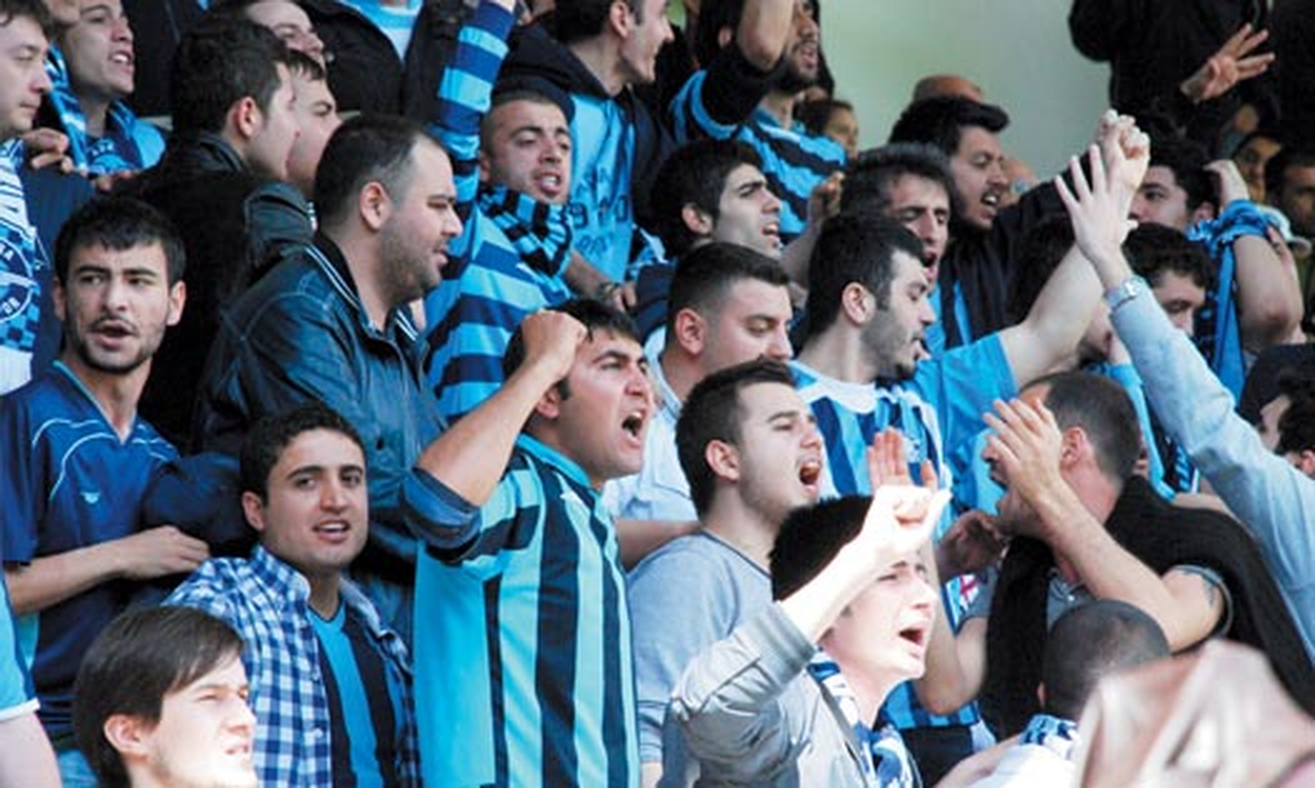 Adana Demirspor\'dan Taraftara "Küfürlü Tezahürat" Uyarısı