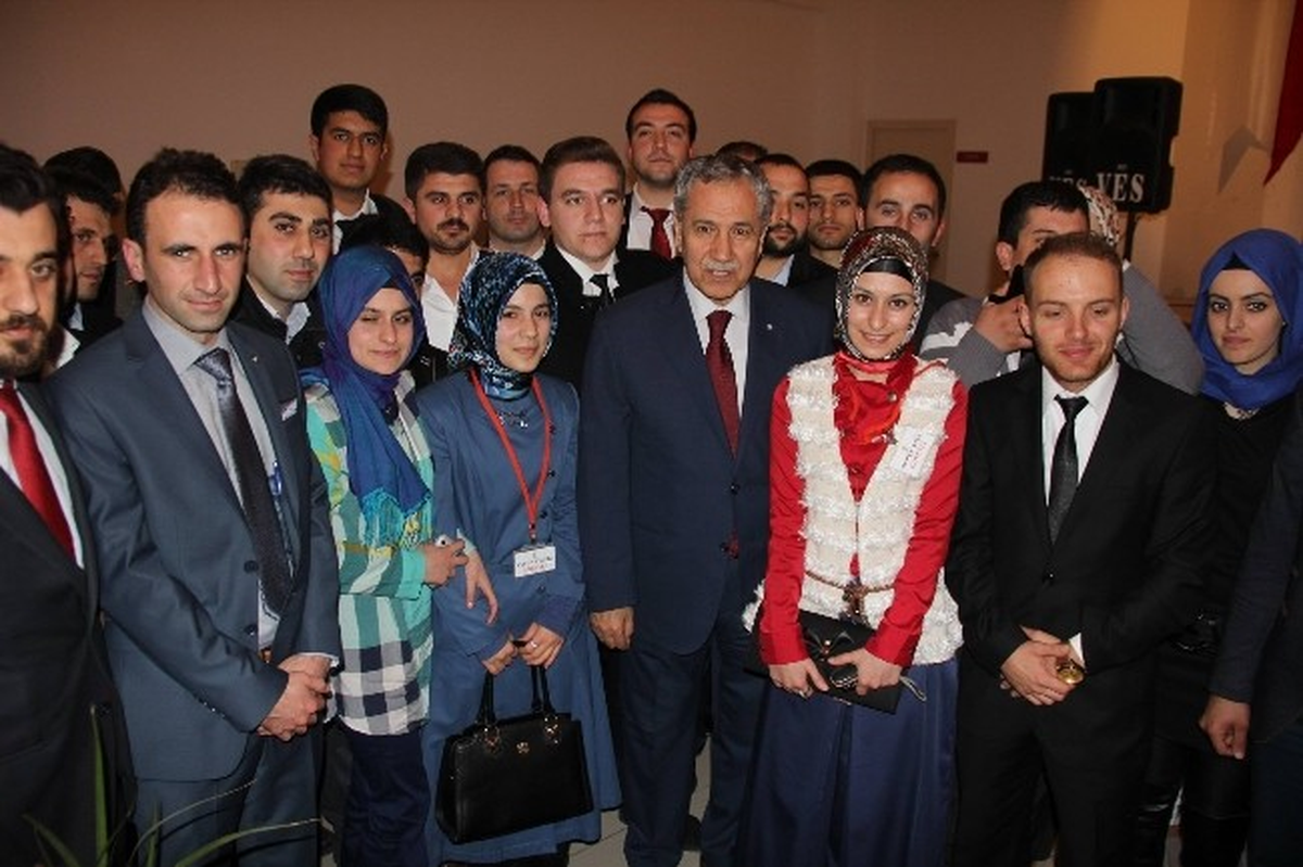 Arınç: Yolsuzluk Yapana Selam Bile Vermeyiz