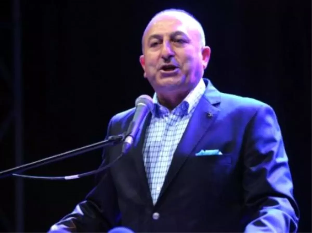 Bakan Çavuşoğlu\'ndan Yeni İnternet Düzenlemesine İlişkin Açıklama