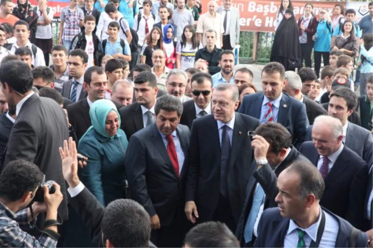 Başbakan Erdoğan Esenler\'e Geliyor