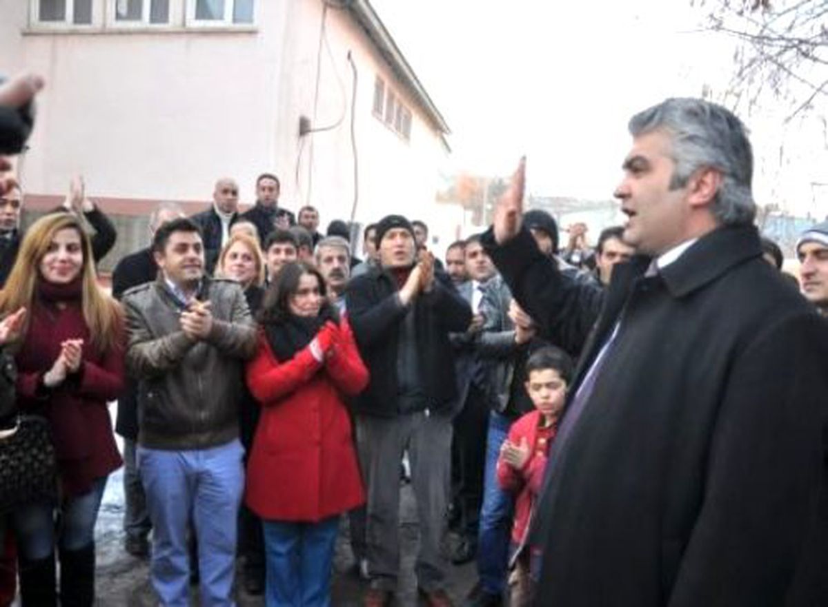 Başhekim İçin Hastane Çalışanları Eylem Yaptı