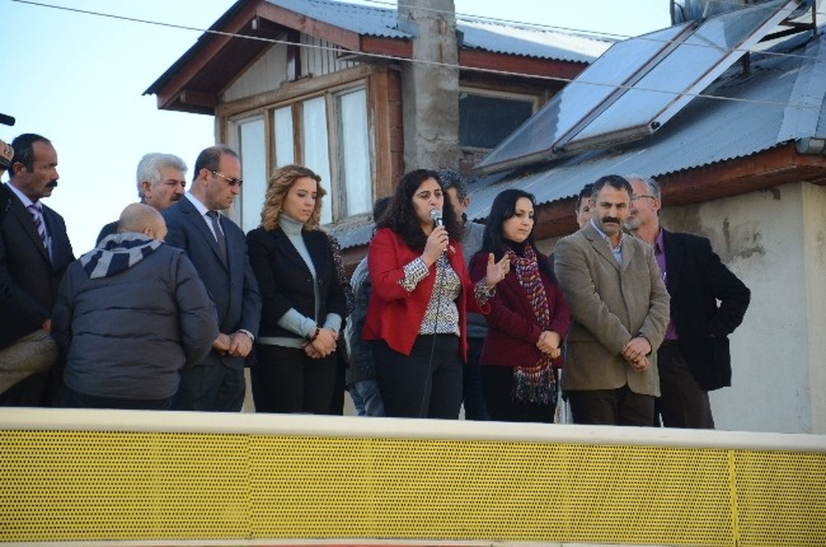 BDP\'li Tuncel Elbistan\'da Seçim Bürosu Açtı