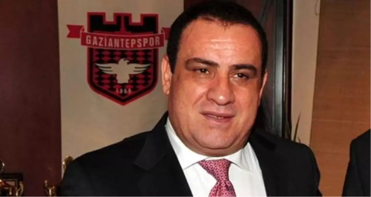 'Cenk Tosun ile At Hırsızı Gibi Poz Verdiler'