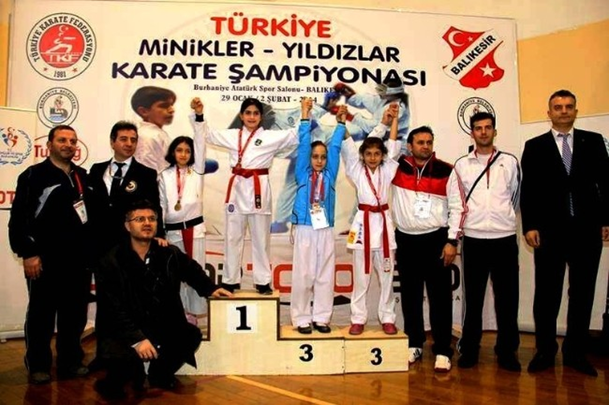 Büyükşehir Karatede Yeni Yıla Şampiyonlukla Başladı