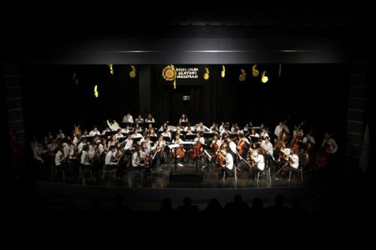 Çocuk Senfoni Orkestrası Şanlıurfa\'da