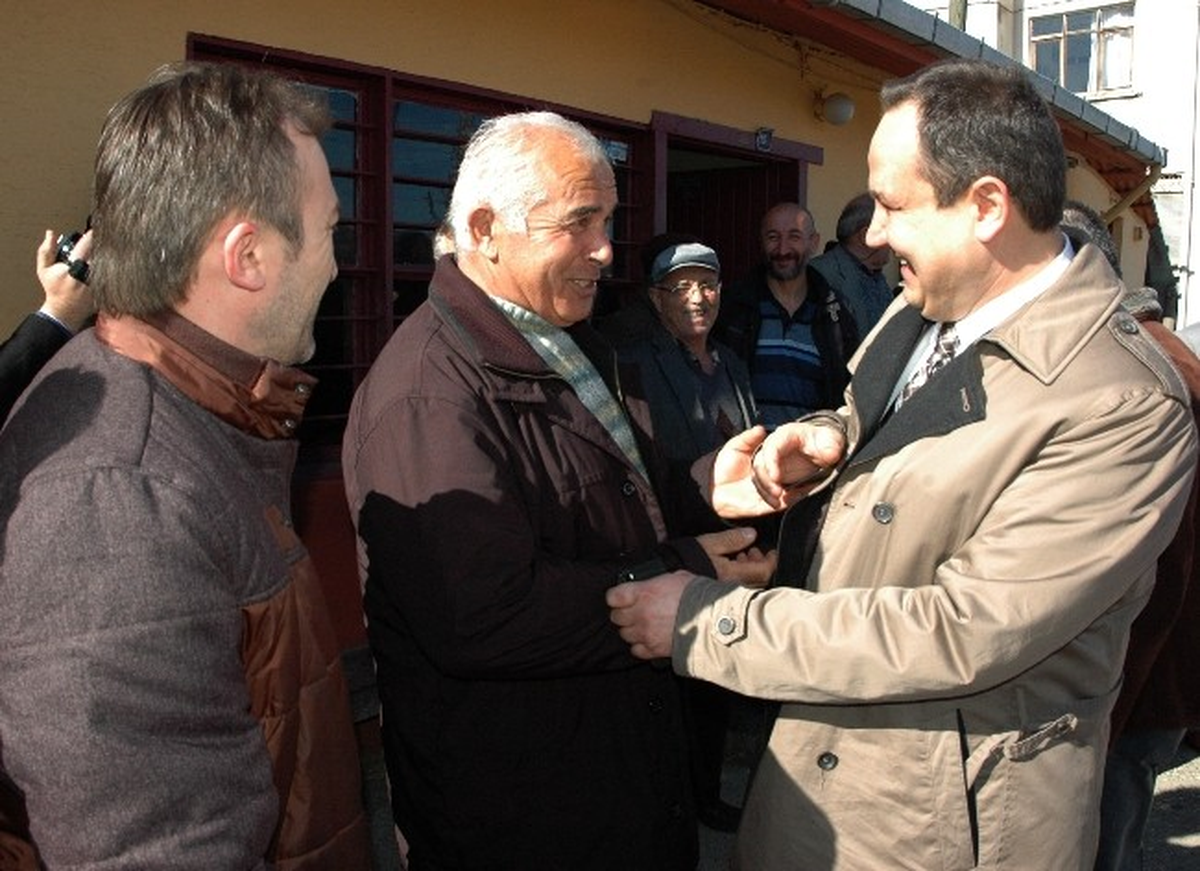 Giresun Belediye Başkanı Aksu Mahalle Sakinlerini Dinledi
