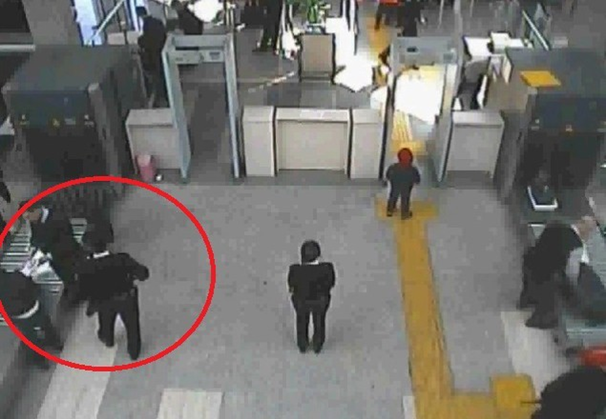 Havaalanında Kaçak Sigara Operasyonu Kamerada