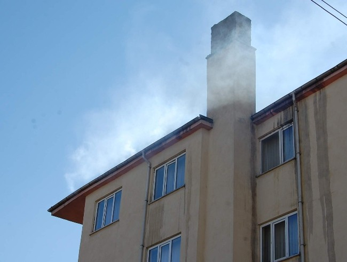 İtfaiye Eri Ölümden Döndü