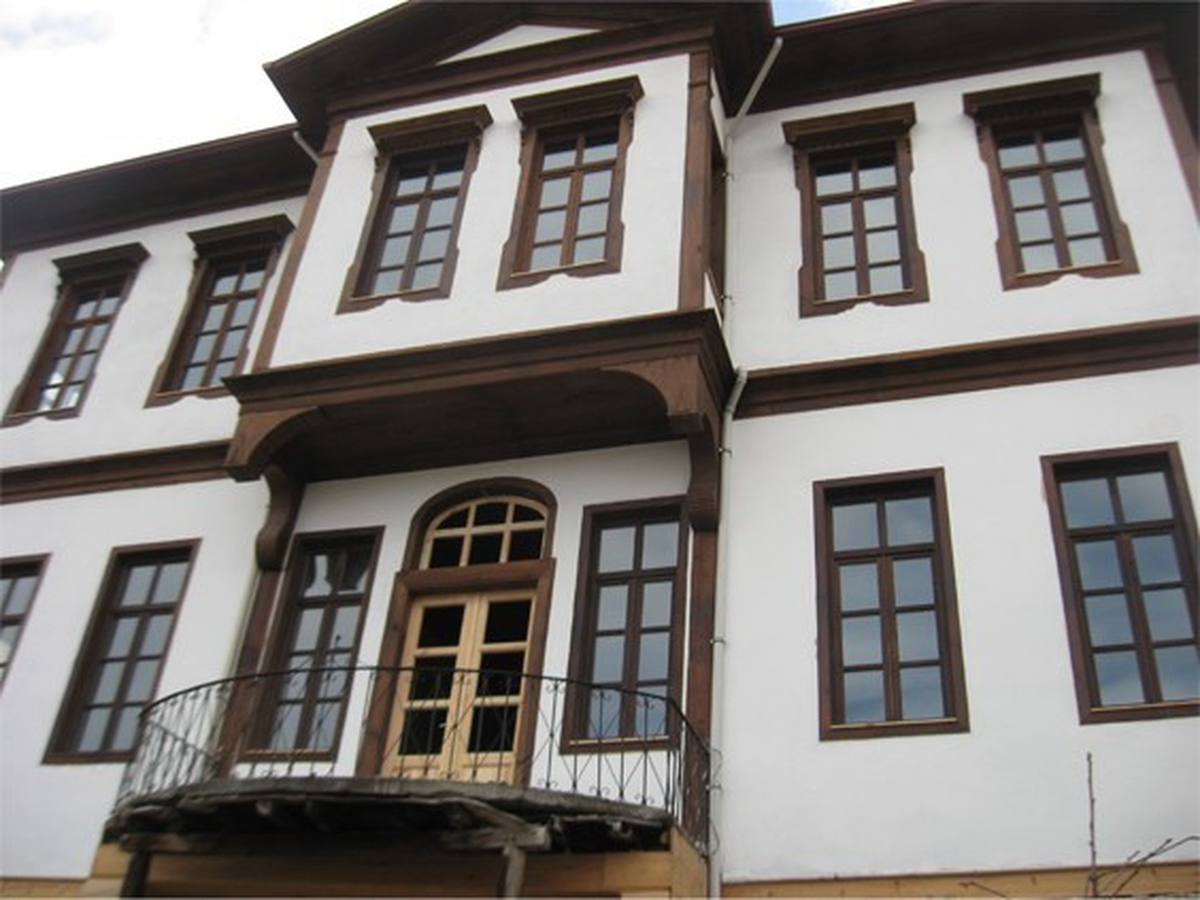 Kastamonu\'da Tarihi Binalar Ayağa Kaldırılıyor