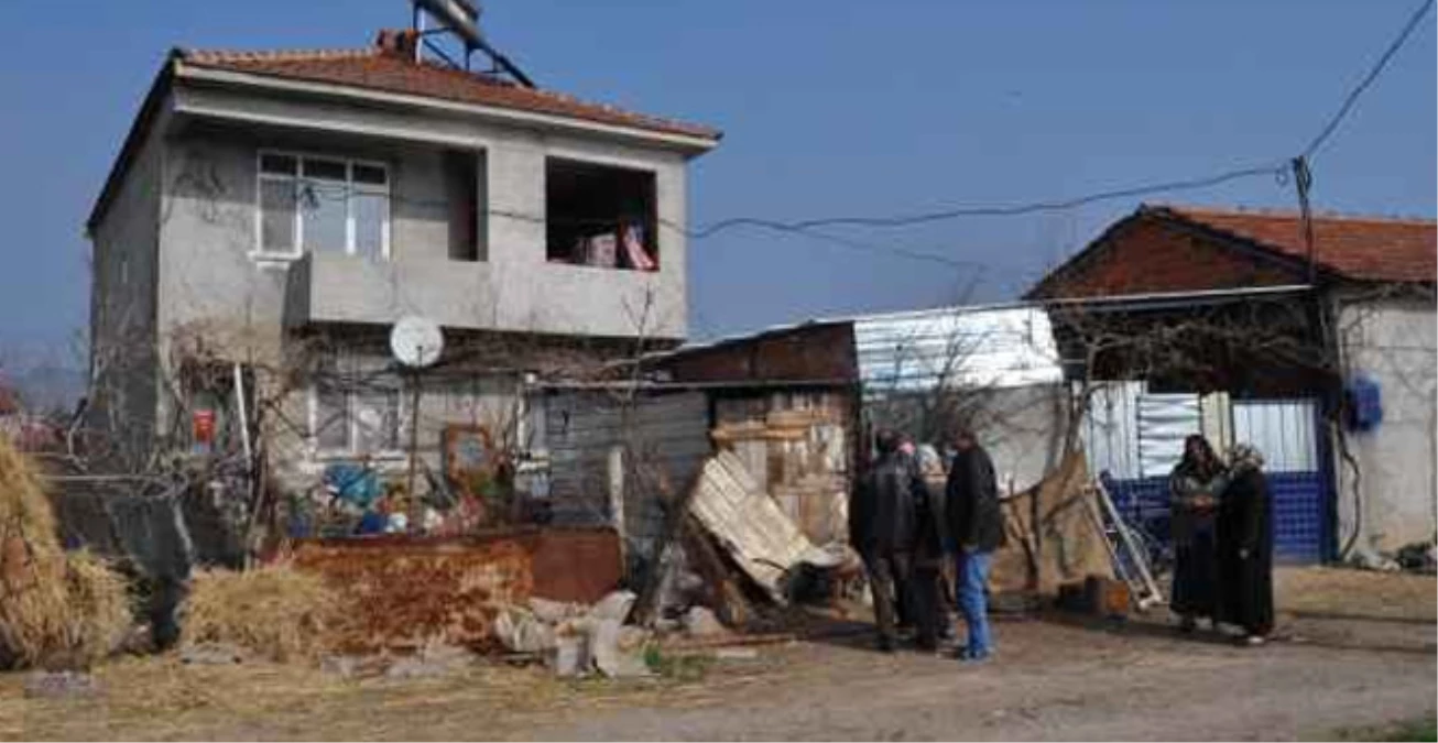 Komşusu Tarafından Kolundaki 3 Bilezik İçin Katledildi