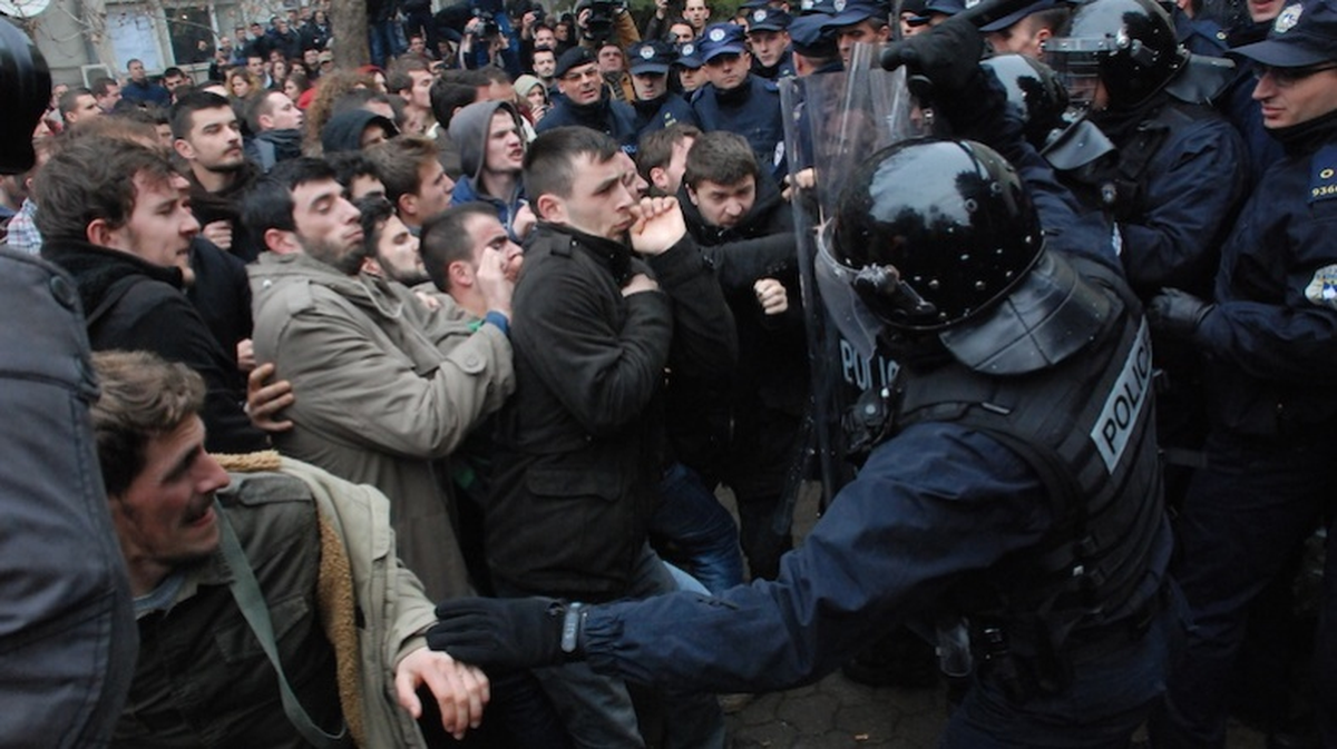 Kosova\'daki öğrenci protestoları -